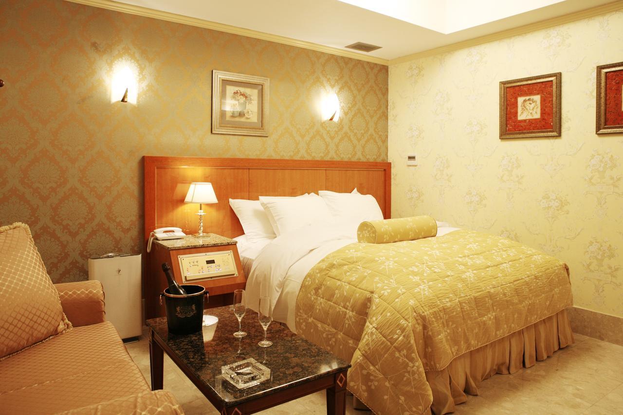 Meguro Emperor  Hotel Tokyo Værelse billede